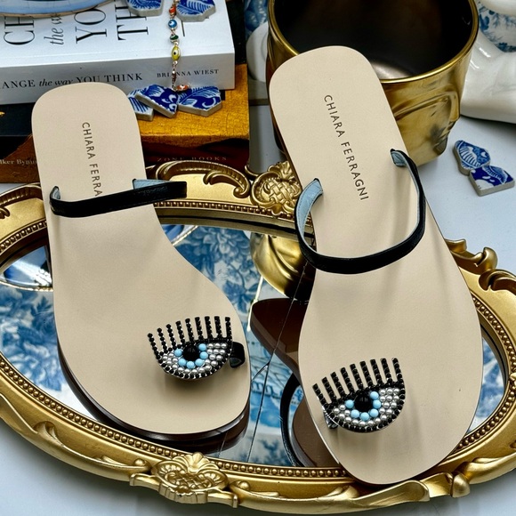 🆕 CHIARA FERRAGNI 🧿 NWOT Flirting Leather Toe Ring Sandal, Black - Sz 36 - Picture 11 of 16